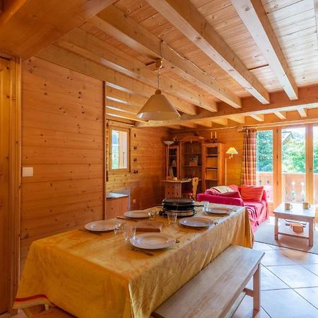 Quiet Apartment Near The Slopes ラ・クリュサ エクステリア 写真